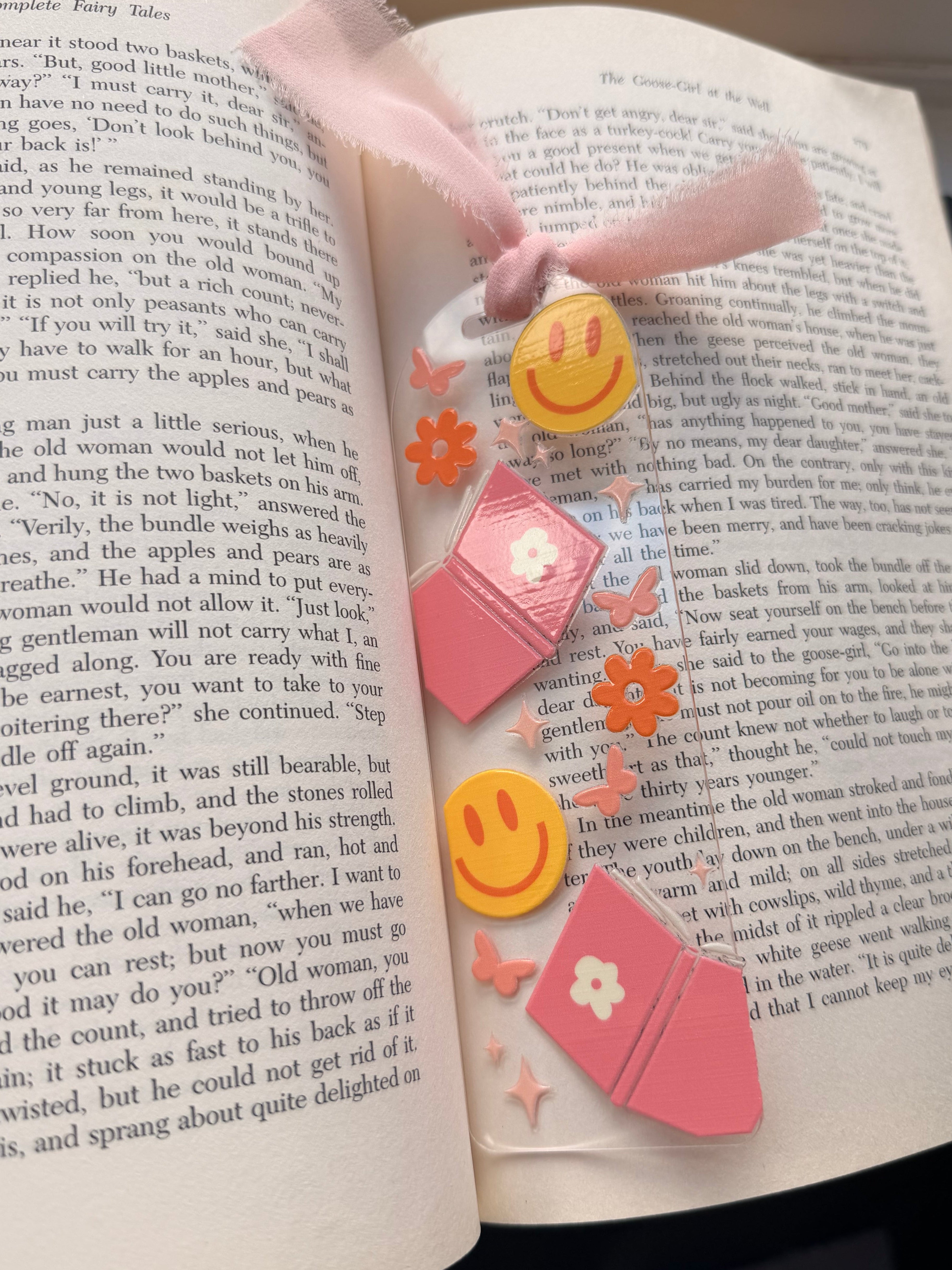 Floral smiley bookmark